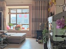 南北通透三居室 思达大户人家101平仅售79万