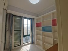 爱琴海花园 八号楼一楼可围院子,看好可谈