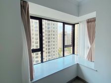 湾里 上海建工海玥名邸 3室2厅中间楼层 装修带车位