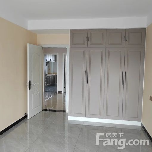 泰祥街溪衫樾 业主直租两居室 随时入住