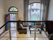 秀洲 嘉兴花园 3室2厅 253.00㎡ 550万