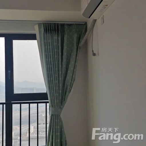 历城经十东路香樟台 3室2厅 110㎡ 2300元/月