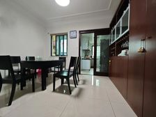 恒大绿洲南向四居室,160平大空间定制家具,业主诚售