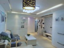 长虹路东向三居室,98平仅售45万(价格可谈家具家电全送)