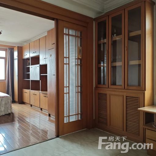 南开王顶堤金厦里 2室1厅 74.47㎡ 2300元/月