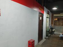 29街后面是武汉理工大南湖校区和沃尔玛