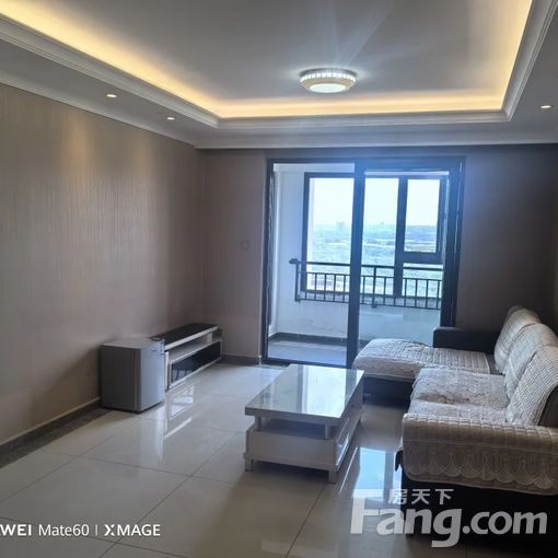 松北松浦富力城二期 2室2厅 88㎡ 1500元/月