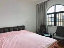 金侨城108平南向三居,业主诚售仅55万