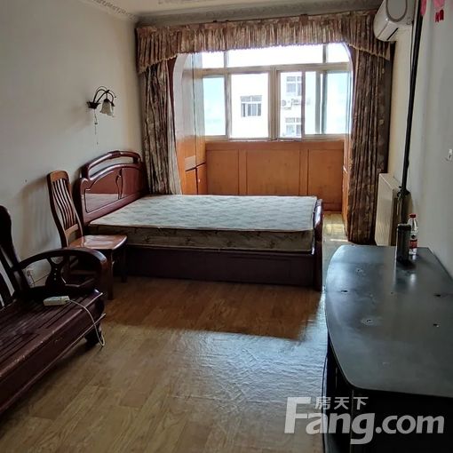 枣庄路南北通透两居 业主直租1500元/月