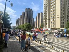 房东直租临街、学校和小区大门口商铺