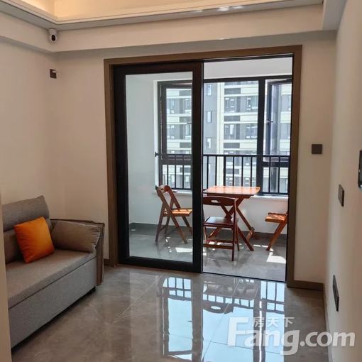 翔安南部新城国贸学原 1室1厅 46㎡ 2300元/月