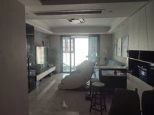 珑悦府南向三居室,114平精装好房,150万诚售