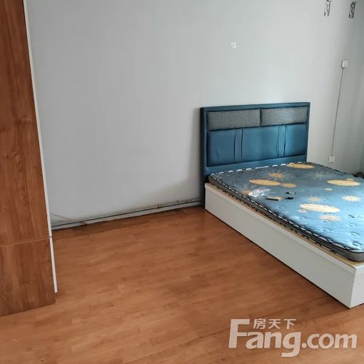 历下二环东路正大城市花园 7室3厅 200㎡ 6000元/月