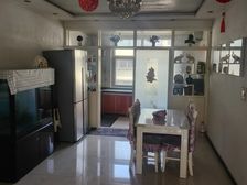 朝阳小区北区南北通透大三居,三室两厅两卫,四小学区房,带车库