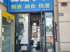 光谷临街旺铺出租 102平层高8米 适合多业态经营
