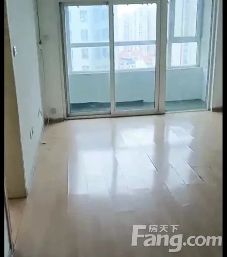 市北金华路保利百合花园 2室2厅 84.9㎡ 2400元/月