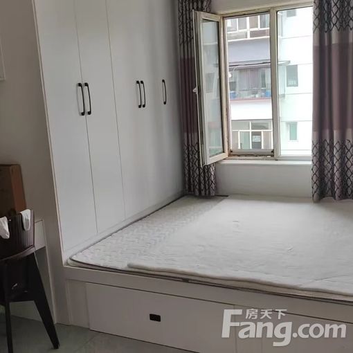 赛罕长乐宫先锋小区 2室1厅 46㎡ 1250元/月