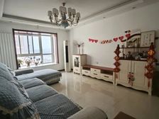 洛龙 明康苑 3室2厅 140.22㎡ 98万