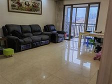 港口区 龙光阳光海岸 3室2厅 121.58㎡ 65万