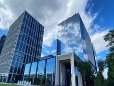 大兴绿地云景中心写字楼出租 整层1317平含物业取暖