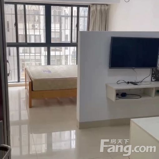 新罗区西城金茂领秀城 1室1厅 43㎡ 1000元/月