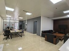 甲级新世界写字间出租