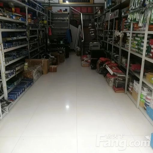 三丰中路120平临街旺铺出租 年付优惠