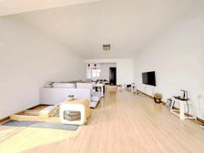 金林碧水 附赠3个露台 7室2厅 212.35㎡ 122万