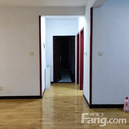 桃城河西凯旋城东区 3室2厅 140㎡ 1600元/月