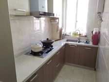 东港二村南向两居室,采光通透,总价189万