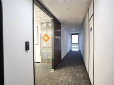 绿地商务广场甲级写字楼出租 90平3200元/月