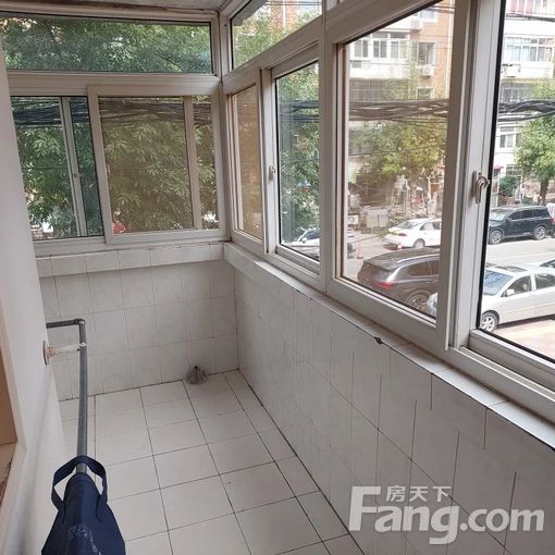 河东大王庄保靖里 2室1厅 70㎡ 2400元/月