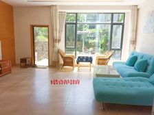 饱览苍山洱海、房主直卖、大理山水间别墅、70年、精装、南北向