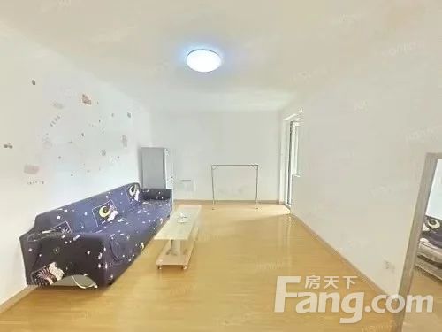 市北中央商务区凯景广场 1室1厅 64㎡ 2600元/月