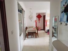 竞秀 万和蓝山 2室2厅 93.16㎡ 送地下室