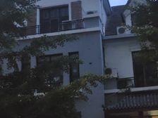 文化路黄金商铺 235平临街旺铺诚意出售
