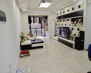 新都 保利198紫荆花语 3室2厅 86.67㎡ 80万