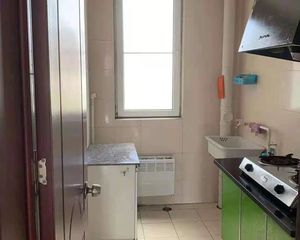 路南 诚安友谊天地 2室2厅 93.02㎡ 90万
