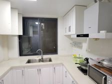 桐乡 桐乡市文教公寓 4室2厅 138.66㎡ 200万