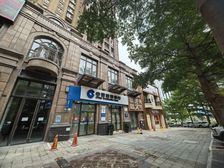 青秀万达新铺出租 4米面宽商业街旺铺