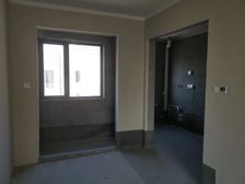 黄岛灵山湾壹号二期洋房3室2厅2卫118.45㎡ 160万