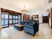 霖峰壹號(一组团)大五房168㎡(亏50w售) 240万