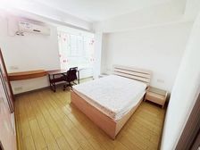 龙湖 金丰华庭 4室2厅 168.45㎡ 185万