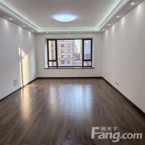 华润.中海.江城 3室2厅 138㎡ 3500元/月