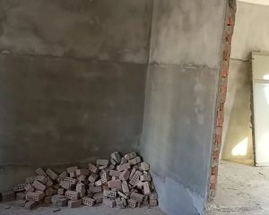 南昌县 城泰威尼斯江域 5室3厅 156.37㎡ 130万
