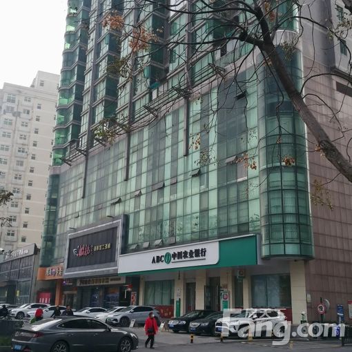 江汉范湖西北湖新华豪庭 4室1厅 141㎡ 4500元/月