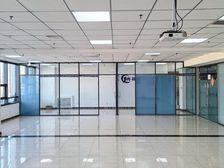 远创国际5A级写字楼200平写字间含物业采暖