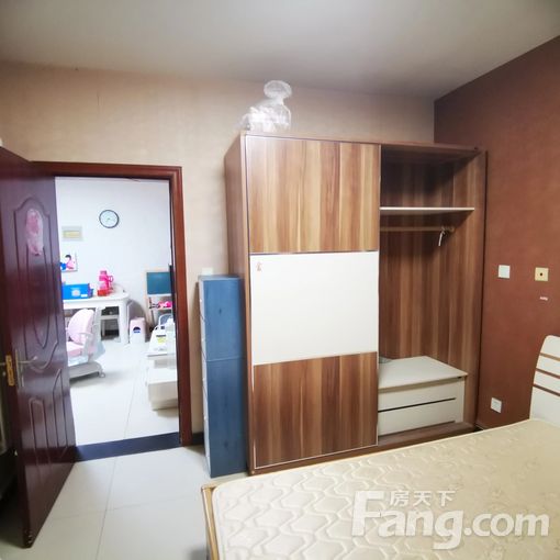 ½ðË®³ÂÕ¯ÌìÂ×Ë®¾§³Ç 2ÊÒ1Ìü 68.16©O 1400Ôª/ÔÂ