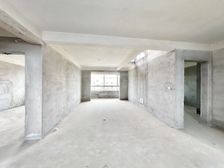 诺贝尔城东区顶复出售 平顶高阁楼 双露台 双车位 大储藏室