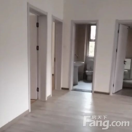 Àú϶þ»·¶«Â·¸ßËÙ»¨Ô° 3ÊÒ2Ìü 128.22©O 3500Ôª/